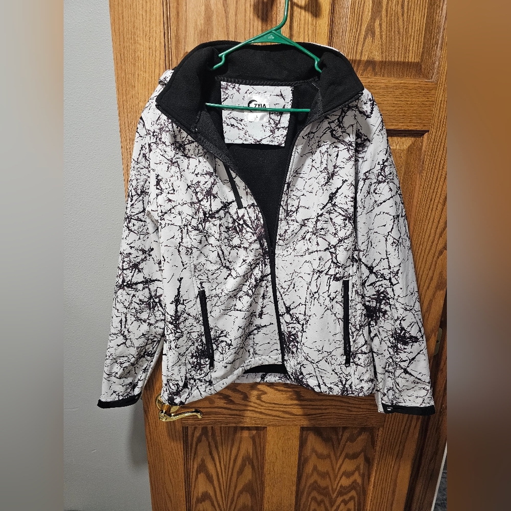 Zyia Marble Pattern Ski Jacket - image 1